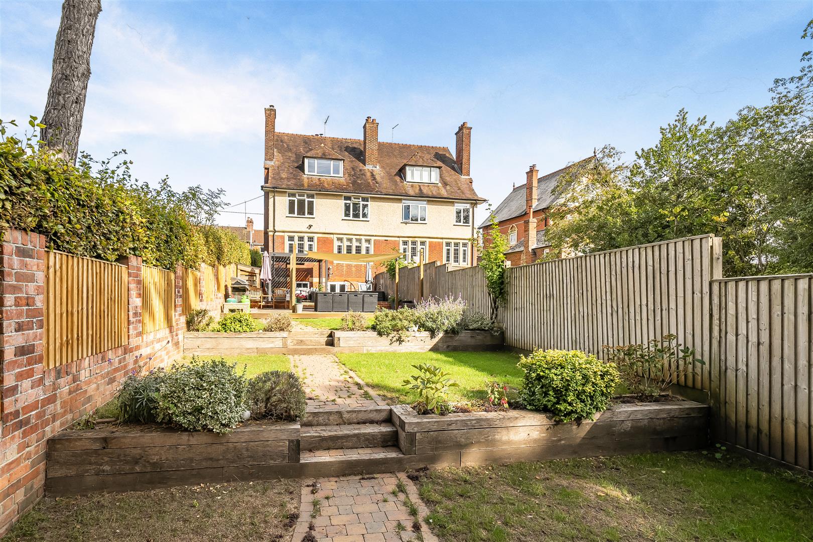 Malmesbury Road, 